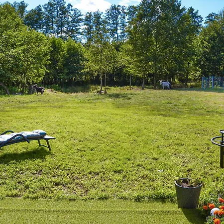 1 Bedroom Pet Friendly In Rzewnie Apartment *